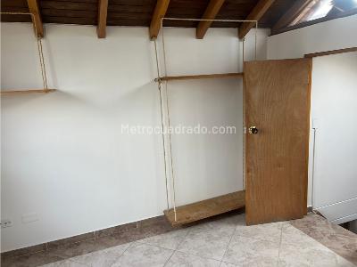 Casa de 5 alcobas en venta en San Antonio De Pereira, Rionegro, 300 m² · foto 17 de 20