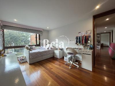 Apartamento en venta en Los Rosales, Bogotá · foto 8 de 13