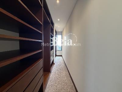 Apartamento de 2 alcobas en venta en Los Rosales, Bogotá, 171 m² · foto 17 de 20