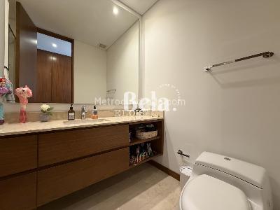 Apartamento de 3 alcobas en venta en Los Rosales, Bogotá, 309 m² · foto 19 de 20