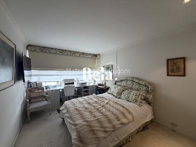 Apartamento de 3 alcobas en venta en Los Rosales, Bogotá, 251 m² · foto 12 de 15