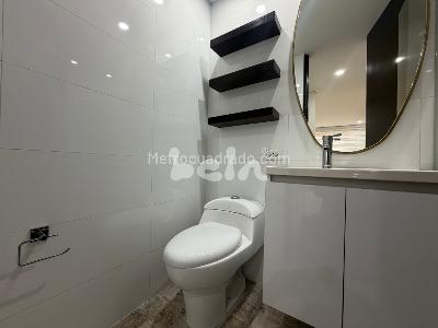 Apartamento de 3 alcobas en venta en Santa Barbara Occidental, Bogotá, 159 m² · foto 13 de 15