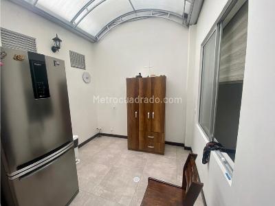 Casa de 3 alcobas en venta en La Carola, Manizales, 84 m² · foto 10 de 12