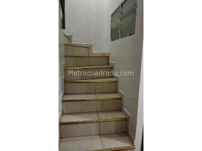 Casa de 5 alcobas en venta en Castilla Nuevo Terminal, Manizales, 216 m² · foto 9 de 20