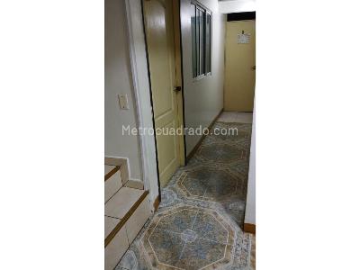 Casa de 5 alcobas en venta en Castilla Nuevo Terminal, Manizales, 216 m² · foto 11 de 20