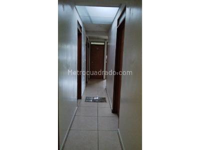 Casa de 5 alcobas en venta en Castilla Nuevo Terminal, Manizales, 216 m² · foto 14 de 20