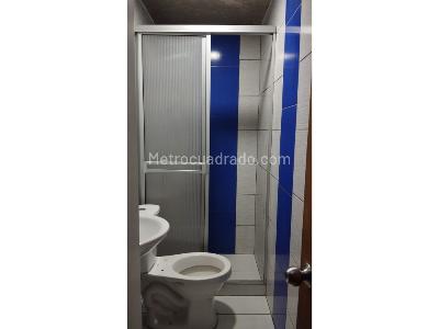 Casa de 5 alcobas en venta en Castilla Nuevo Terminal, Manizales, 216 m² · foto 17 de 20