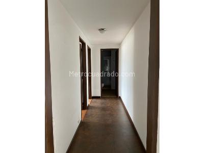Apartamento de 3 alcobas en venta en Av Santander, Manizales, 252 m² · foto 11 de 16