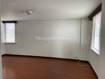 Apartamento de 3 alcobas en venta en Av Santander, Manizales, 252 m² · foto 12 de 16