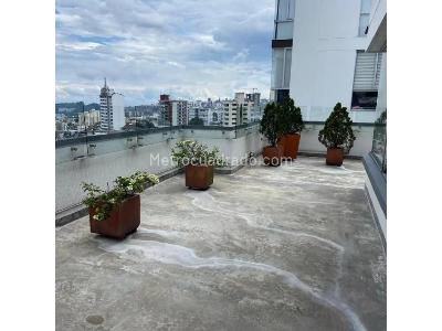 Apartamento de 3 alcobas en venta en Av Santander, Manizales, 252 m² · foto 15 de 16