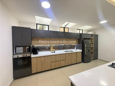 Casa en venta en Chipre, Manizales · foto 2 de 13