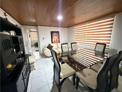 Casa en venta en Leonora, Manizales · foto 2 de 17