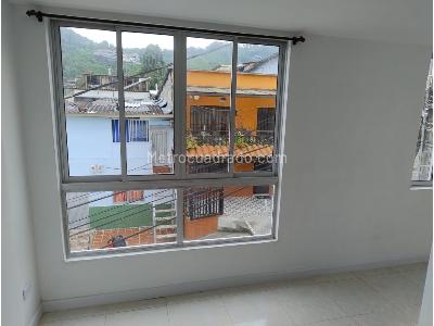 Apartamento en venta en Minitas, Manizales · foto 4 de 9