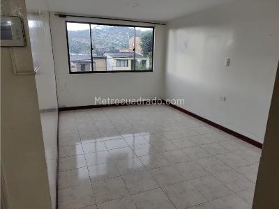Casa de 4 alcobas en venta en La Sultana, Manizales, 200 m² · foto 4 de 13