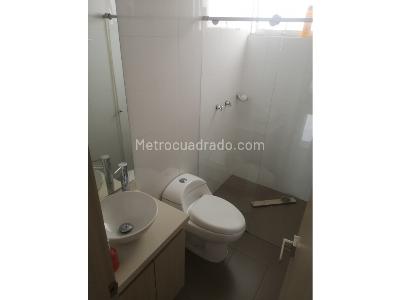 Apartamento de 2 alcobas en venta en Av Santander, Manizales, 86 m² · foto 3 de 18