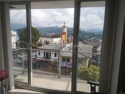 Apartamento de 2 alcobas en venta en Av Santander, Manizales, 86 m² · foto 7 de 18