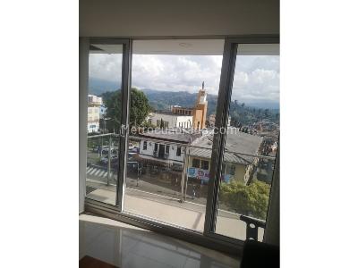 Apartamento de 2 alcobas en venta en Av Santander, Manizales, 86 m² · foto 11 de 18