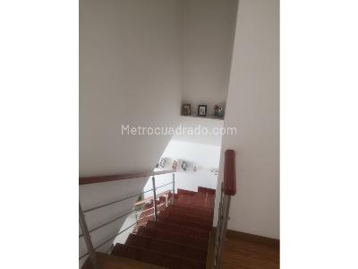 Apartamento de 2 alcobas en venta en Av Santander, Manizales, 86 m² · foto 15 de 18