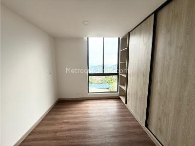 Apartamento de 3 alcobas en venta en Colombia, Manizales, 91 m² · foto 6 de 9