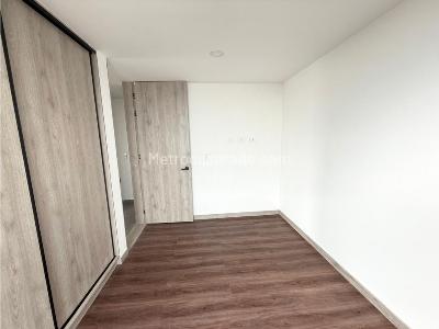 Apartamento de 3 alcobas en venta en Colombia, Manizales, 91 m² · foto 8 de 9