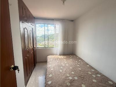 Apartamento de 3 alcobas en venta en San Jorge, Manizales, 59 m² · foto 5 de 10