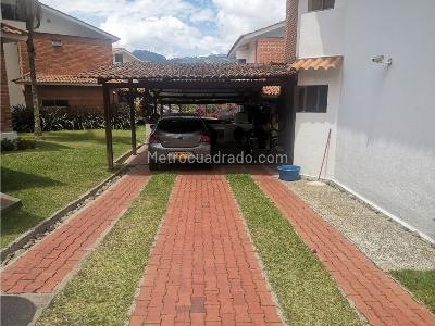 Casa de 4 alcobas en venta en Trebol, Manizales, 230 m² · foto 16 de 16