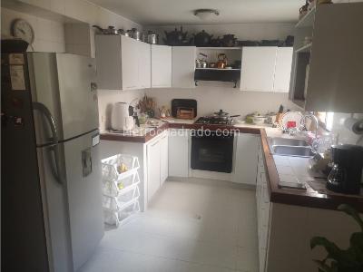 Casa de 4 alcobas en venta en Trebol, Manizales, 230 m² · foto 2 de 16