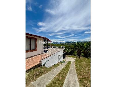 Casa en venta en Kilometro 41, Manizales · foto 18 de 20