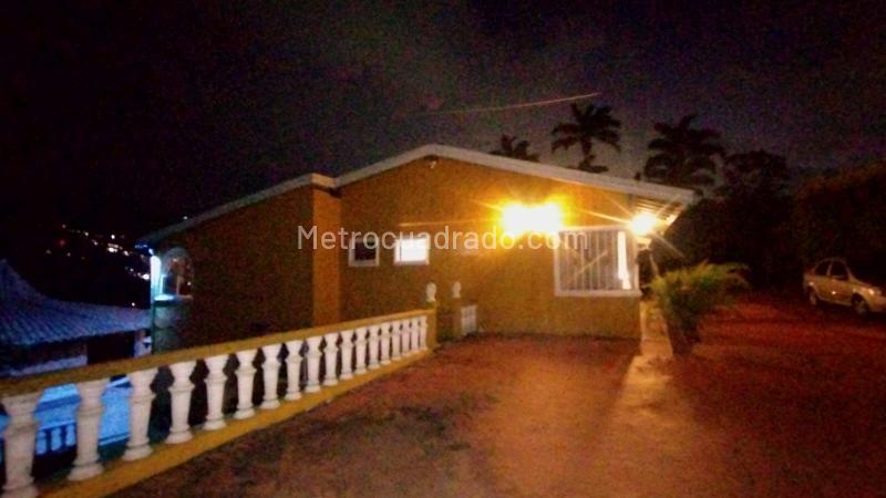 4BR Finca in El Noral (4200 m²) - 5