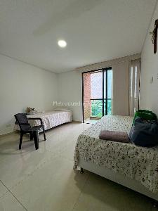 Apartamento de 3 alcobas en venta en Altamira, Barranquilla, 160 m² · foto 8 de 15