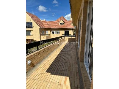 Apartamento de 2 alcobas en venta en Santa Ana De Chia Ii, Chía, 181 m² · foto 14 de 20