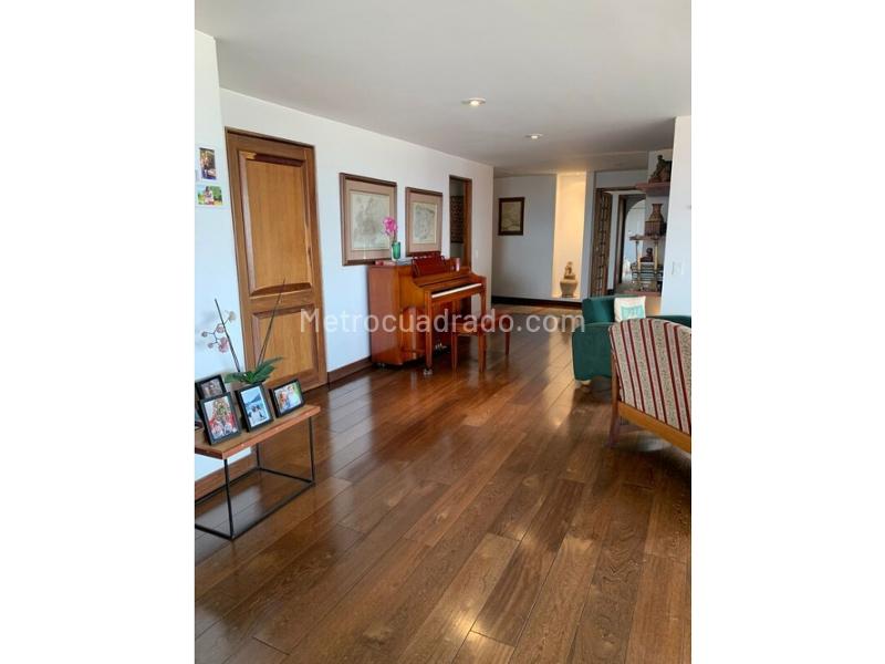 Apartamento en Arriendo, El Refugio, Bogotá D.C. - Więcej