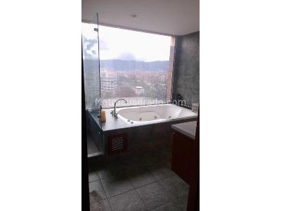 Apartamento de 3 alcobas en venta en Antiguo Camino De Suba, Bogotá, 145 m² · foto 11 de 12