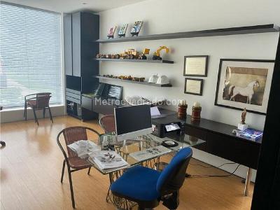 Casa de 5 alcobas en venta en San Jose De Bavaria, Bogotá, 585 m² · foto 10 de 15