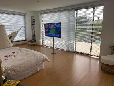 Casa de 5 alcobas en venta en San Jose De Bavaria, Bogotá, 585 m² · foto 12 de 15