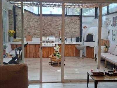 Casa de 3 alcobas en venta en Santa Barbara Alta, Bogotá, 387 m² · foto 4 de 12