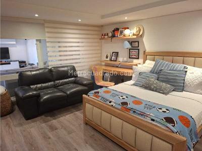 Casa de 3 alcobas en venta en Santa Barbara Alta, Bogotá, 387 m² · foto 7 de 12