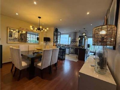 Apartamento de 3 alcobas en venta en Chapinero Alto, Bogotá, 200 m² · foto 11 de 20