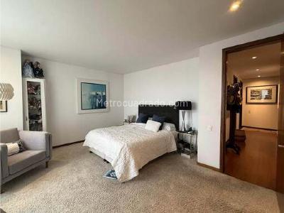 Apartamento de 3 alcobas en venta en Chapinero Alto, Bogotá, 200 m² · foto 17 de 20
