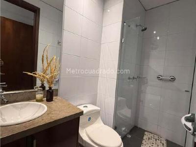 Apartamento de 3 alcobas en venta en Chapinero Alto, Bogotá, 200 m² · foto 18 de 20