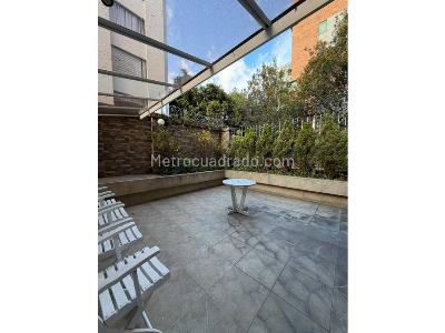 Apartamento de 3 alcobas en venta en Santa Barbara Central, Bogotá, 145 m² · foto 1 de 20