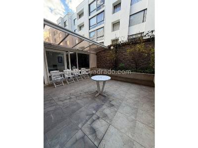 Apartamento de 3 alcobas en venta en Santa Barbara Central, Bogotá, 145 m² · foto 2 de 20