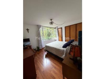 Apartamento de 3 alcobas en venta en Santa Barbara Central, Bogotá, 145 m² · foto 10 de 20