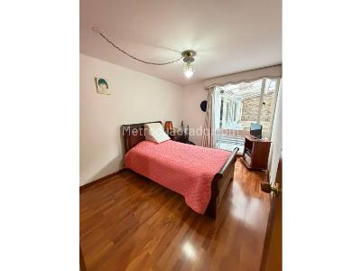 Apartamento de 3 alcobas en venta en Santa Barbara Central, Bogotá, 145 m² · foto 13 de 20