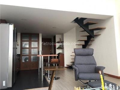 Apartamento de 1 alcoba en venta en San Martin, Bogotá, 62 m² · foto 2 de 11
