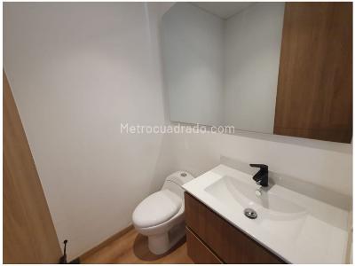 Apartaestudio en venta en Chico Norte, Bogotá, 44 m² · foto 12 de 16