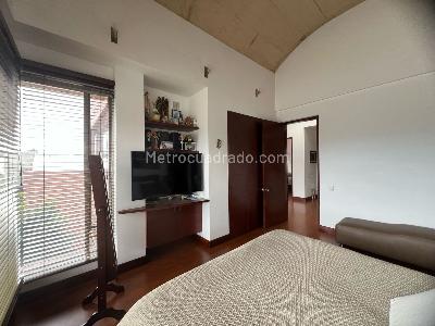 Casa de 4 alcobas en venta en Altos De Sotileza, Bogotá, 238 m² · foto 9 de 20