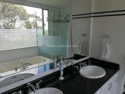 Apartamento de 3 alcobas en venta en Bosque Medina Usaquen, Bogotá, 320 m² · foto 11 de 14