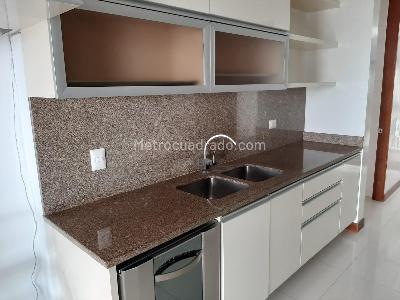 Apartamento de 3 alcobas en venta en Bosque Medina Usaquen, Bogotá, 250 m² · foto 4 de 17