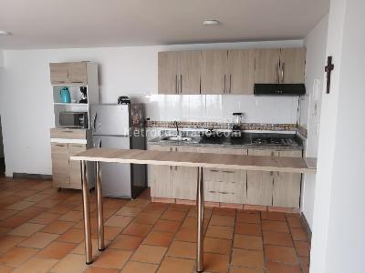 Casa de 5 alcobas en venta en Tejares Cristales, Cali, 396 m² · foto 6 de 13